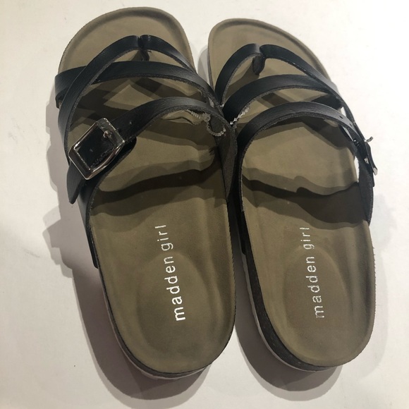 Madden girl various sizes Bartlet Beach Sandals - Picture 4 of 8